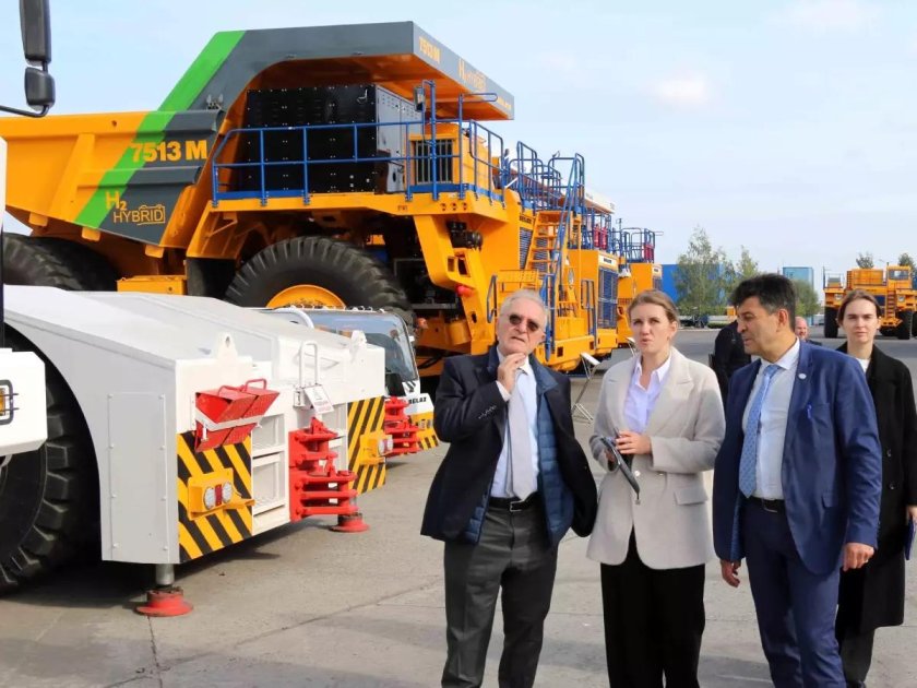 БЕЛАЗ генеральный директор