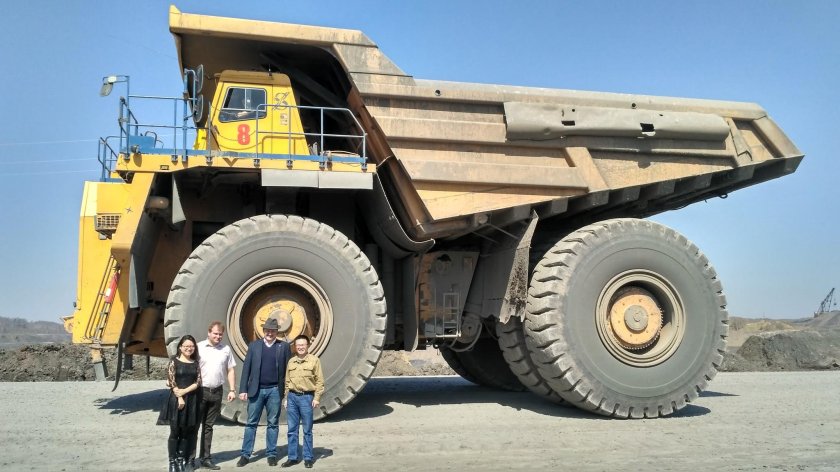 Карьерный самосвал БЕЛАЗ-75710