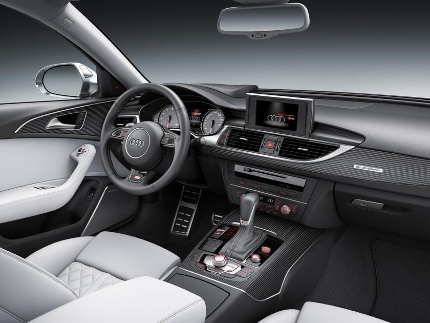 Ауди а6 авант 2015