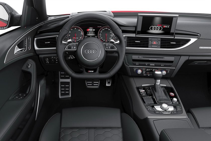 Audi rs6 avant Interior
