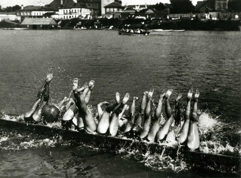 Купальщицы, 1928 год. СССР. Фотограф Борис Игнатович