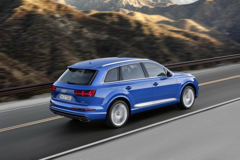 Audi q7 2015