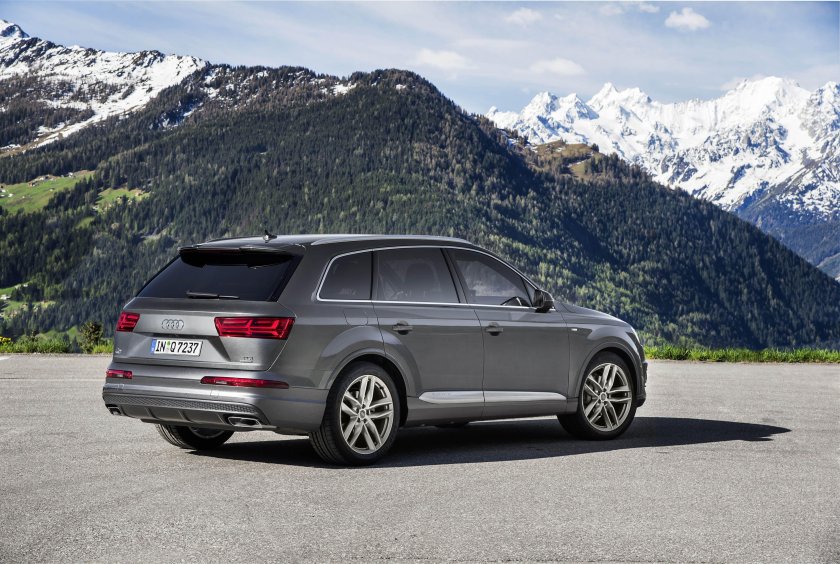 Audi q7 2015