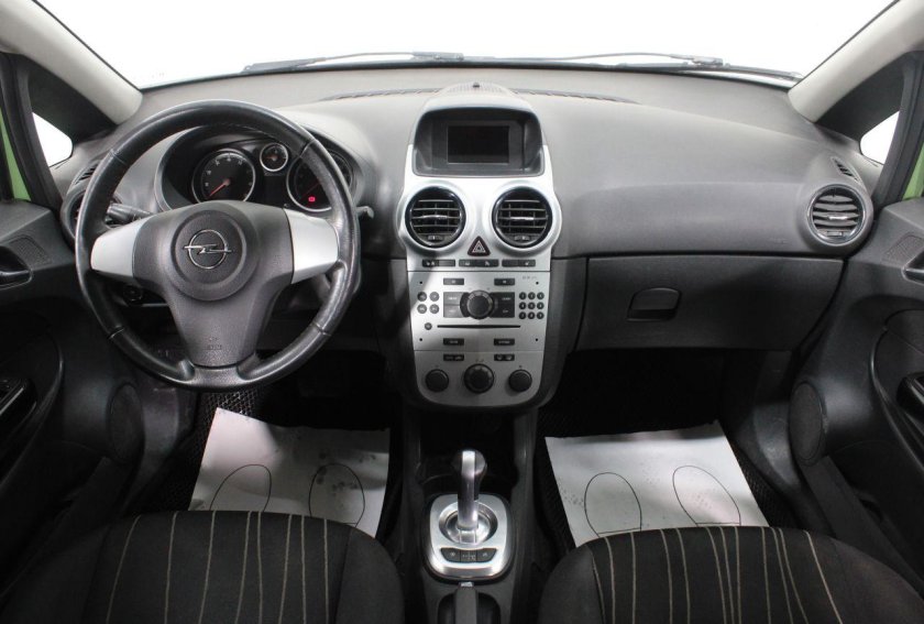 Opel corsa 2007 1.2 салон