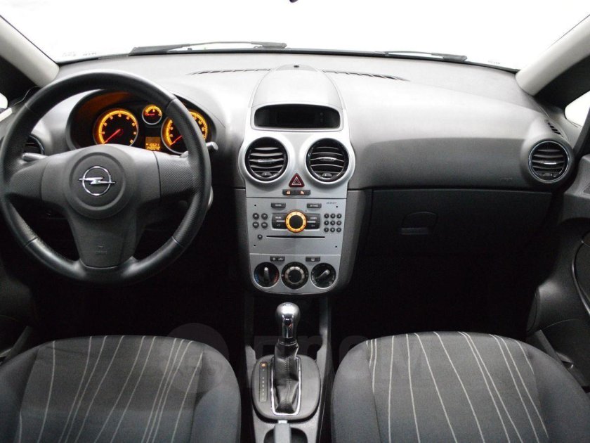 Опель корса 2007 1.2 механика