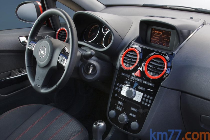 Opel Corsa d 2008 салон