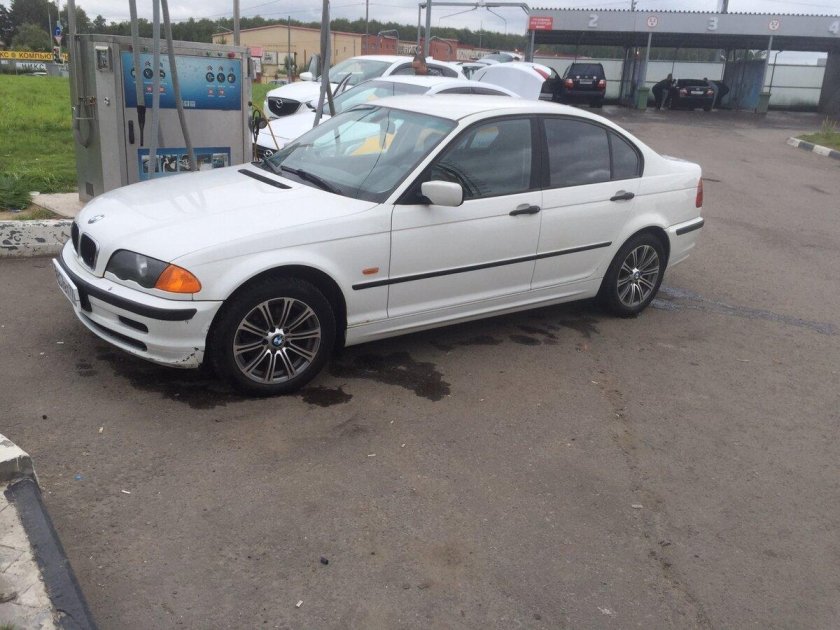 БМВ 318i 1998