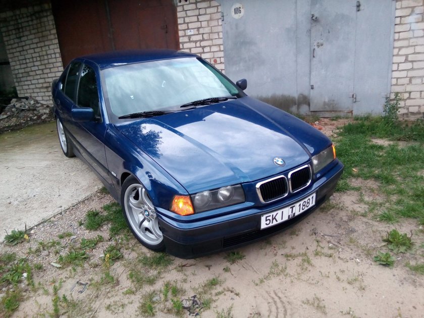 БМВ 3 1998