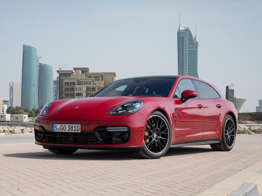 Porsche Panamera GTS 2018