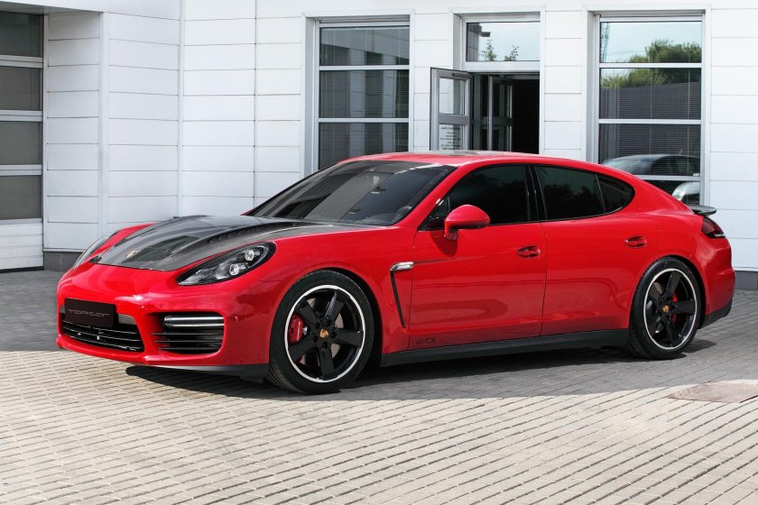 Porsche Panamera GTS 2015