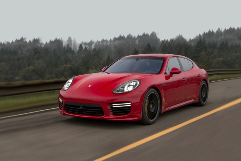 Porsche panamera gts 2021