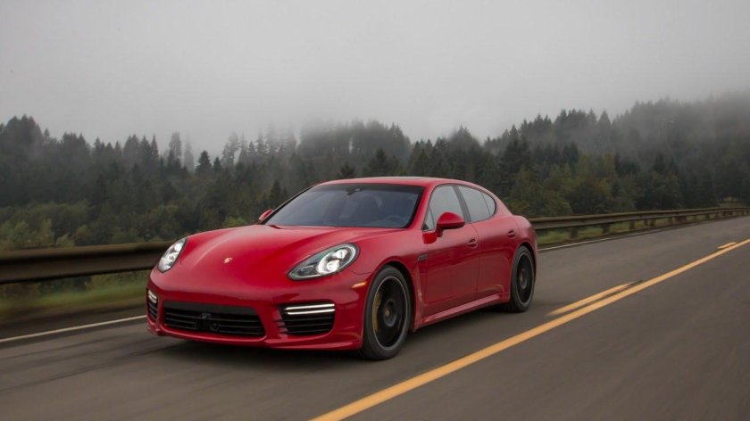 Порше Панамера 2014