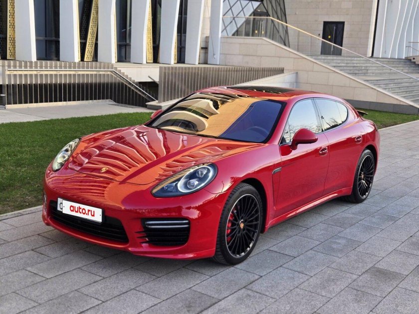 Porsche panamera i