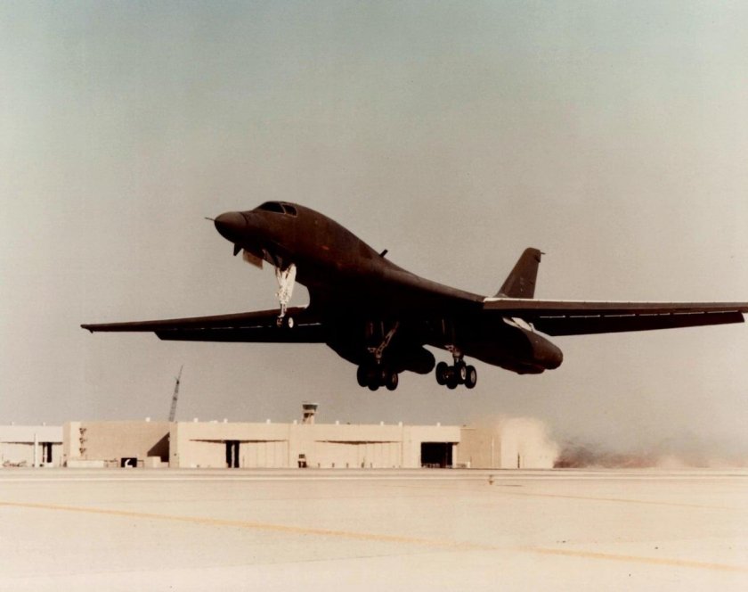 Rockwell b-1 Lancer