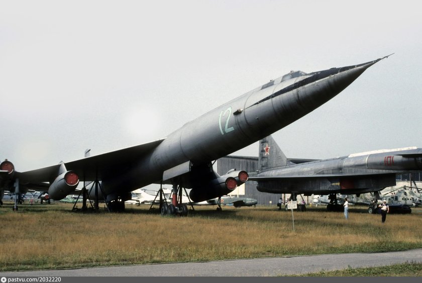 Самолет м50 мясищева