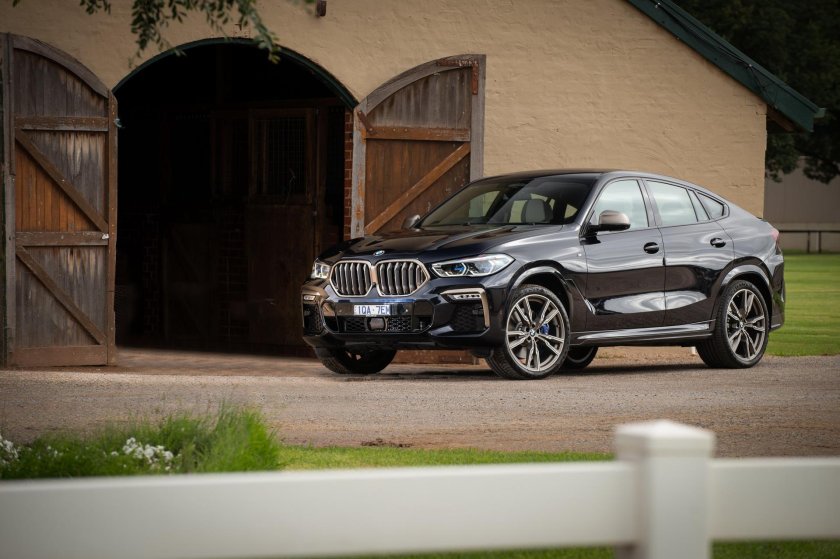 BMW x6 m50i