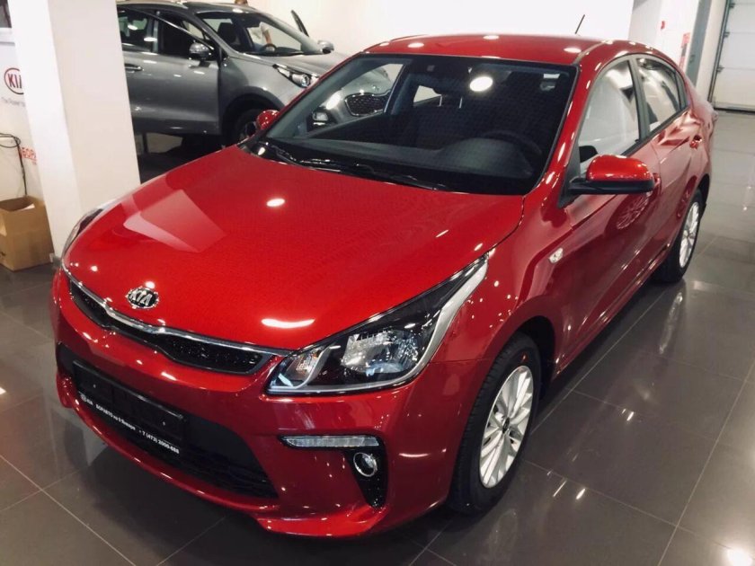 Kia Rio 4 красная