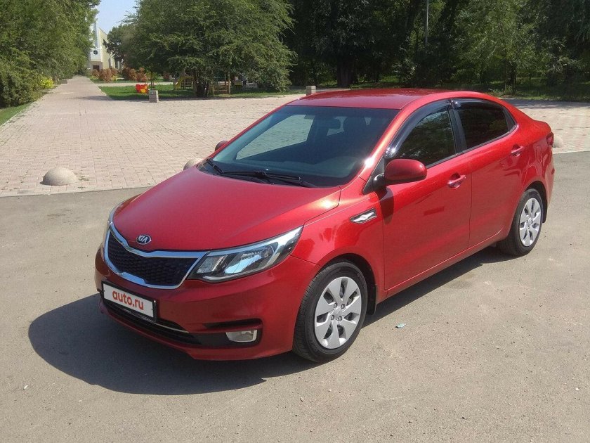 Киа Рио Вишневая