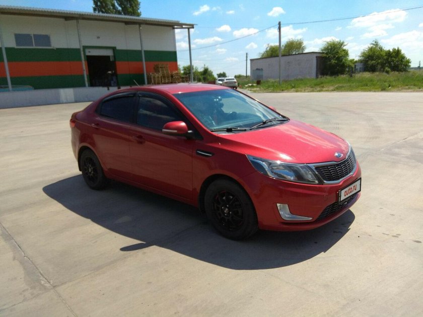 Киа Рио 3 красная
