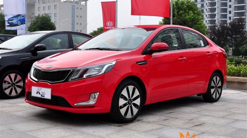 Kia Rio 3 красная