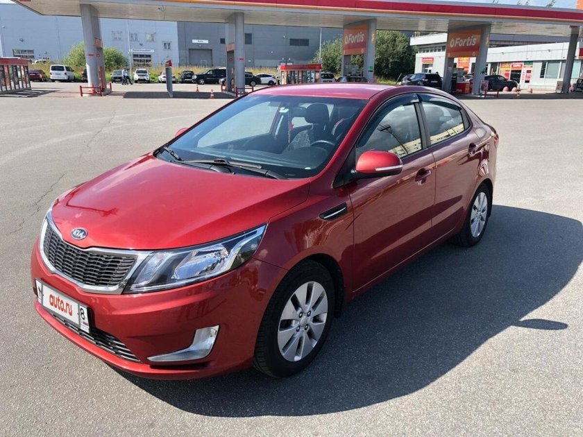 Kia Rio 3 красная