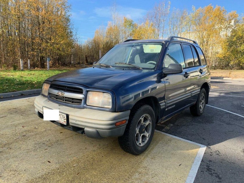 Шевроле трекер 2000