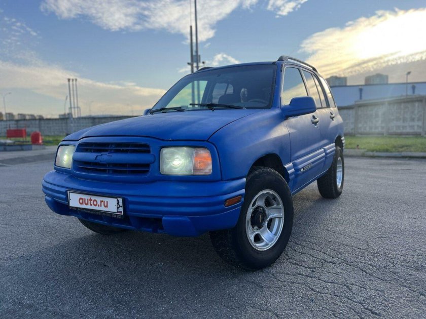 Chevrolet tracker 2000