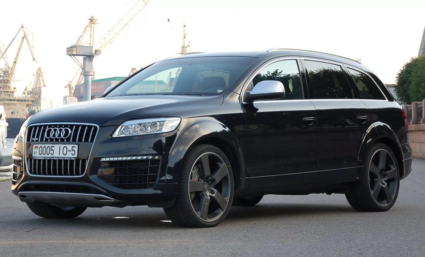 Audi q7 v12
