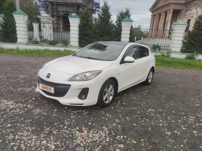 Губа на бампер Mazda 3 BL