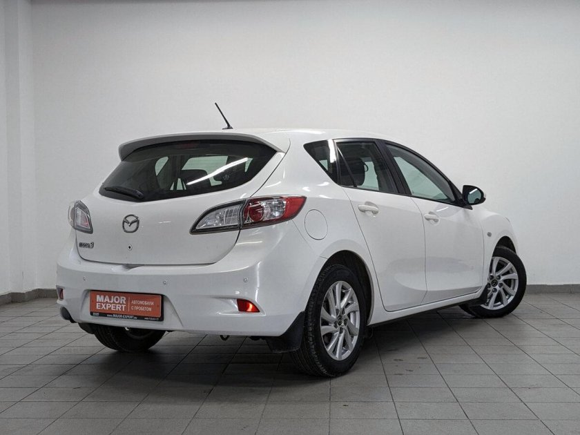 Ниссан Тиида 2015