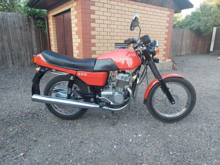 Мотоцикл ява 638 люкс