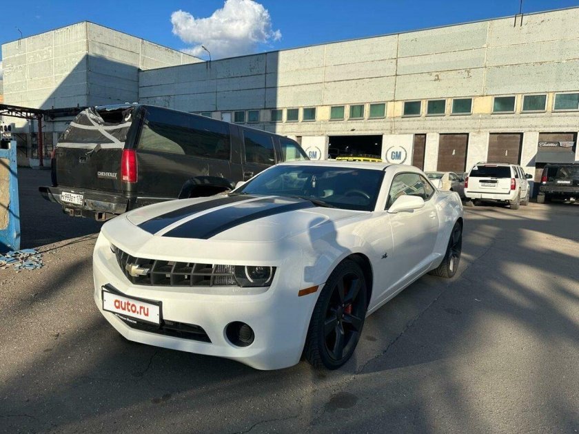 Шевроле камаро 2013 белая