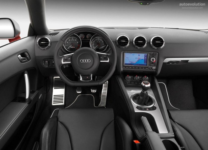 Audi TT 2008 салон