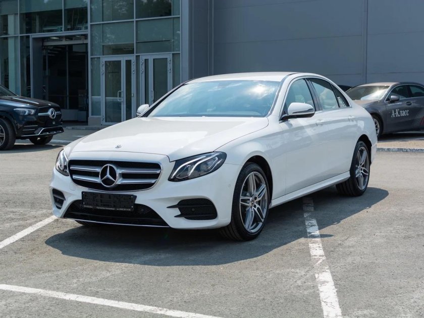 Мерседес е200 белый
