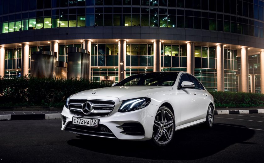 Мерседес-Бенц w213 белый