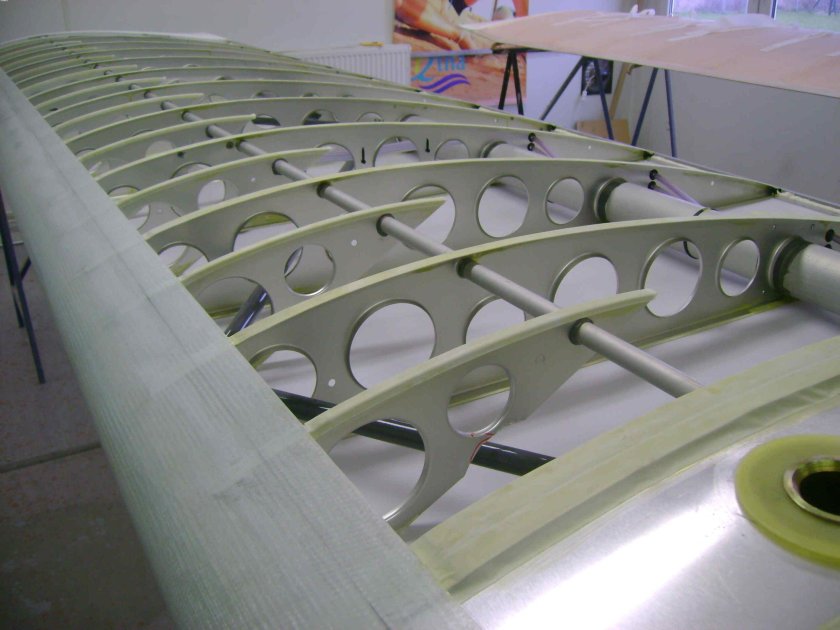 Нервюры лонжероны стрингеры