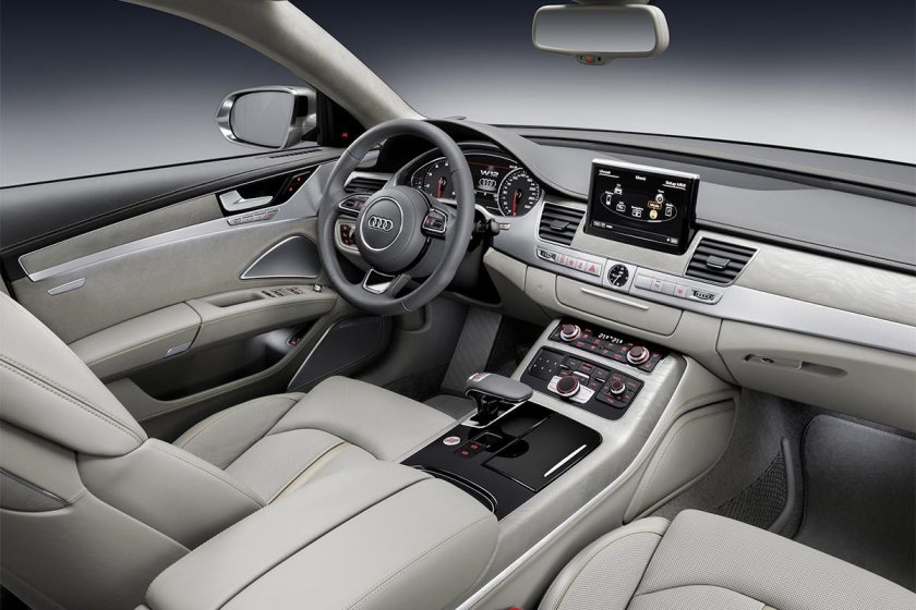 Audi a8 2015