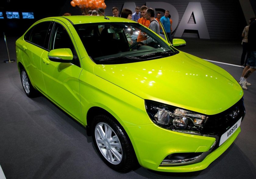 Лада Веста салатовая