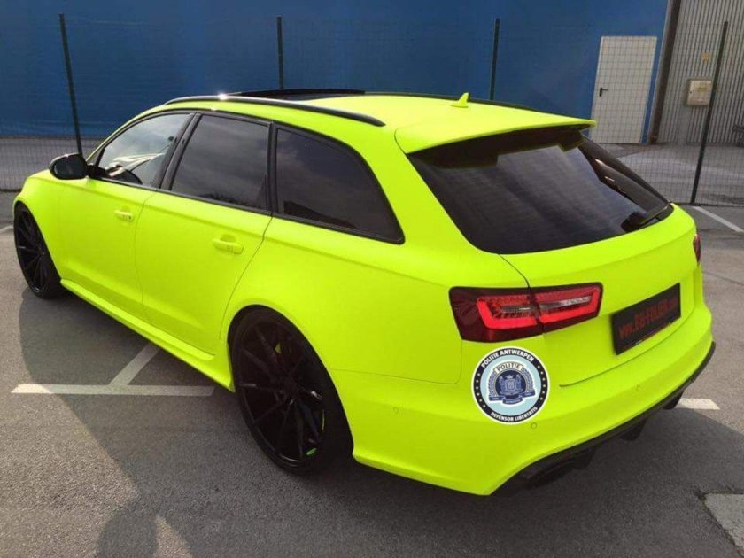 Audi rs6 Yellow