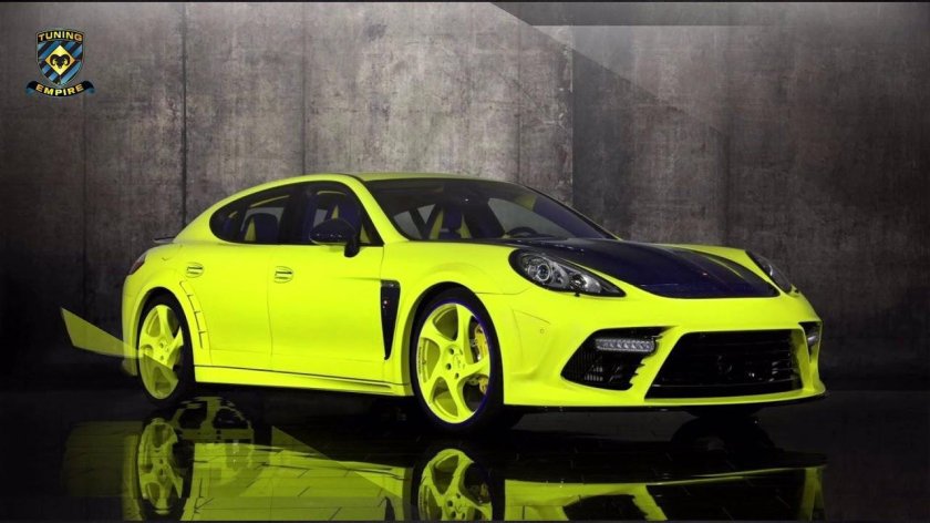 Порше Панамера желтый