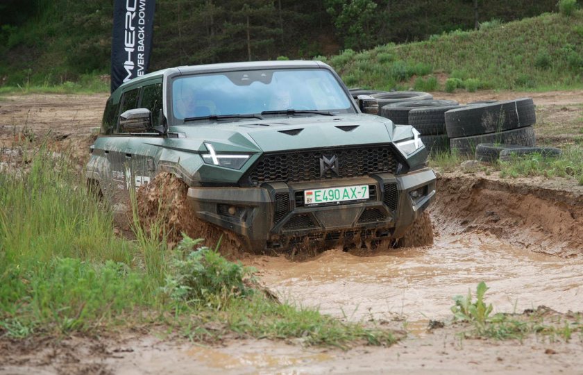 Внедорожник m hero