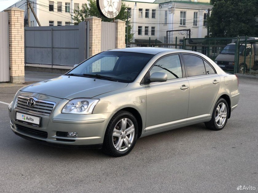 Тойота Авенсис 2006г