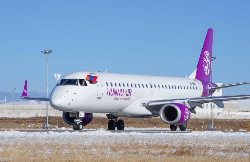 Самолет Hunnu Air