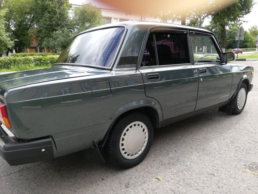 Лада 2107 зеленая