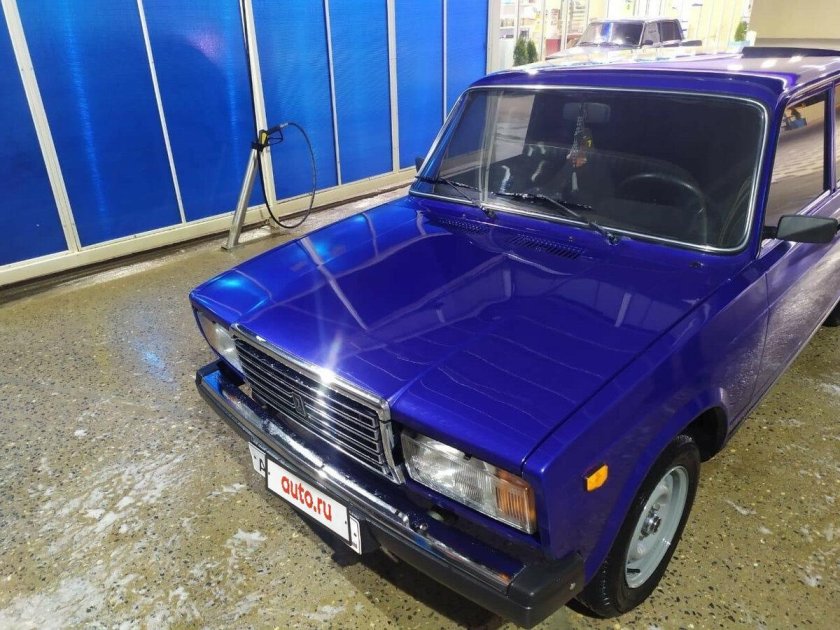 ВАЗ 2107 синий металлик