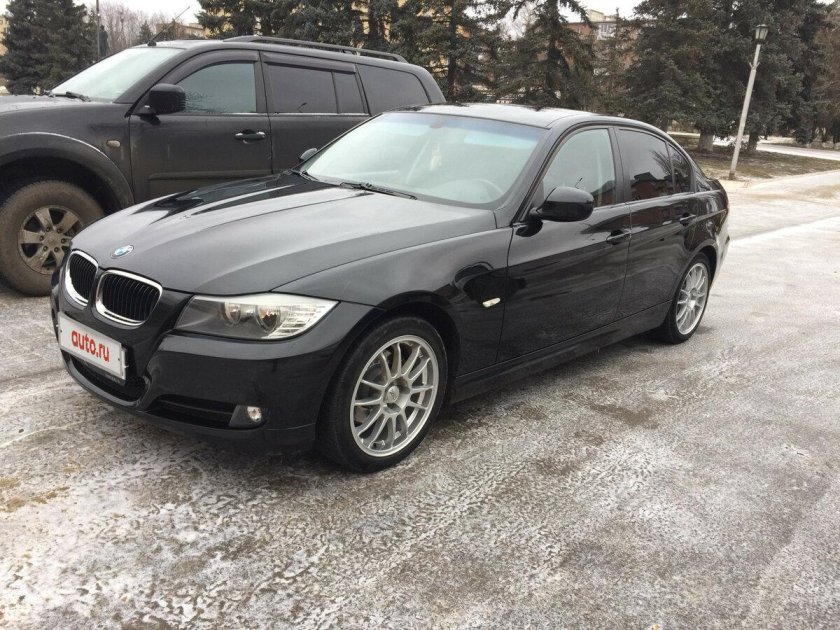 БМВ 318i 2010