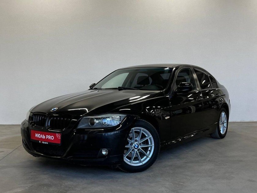 БМВ 3 Рестайлинг черная