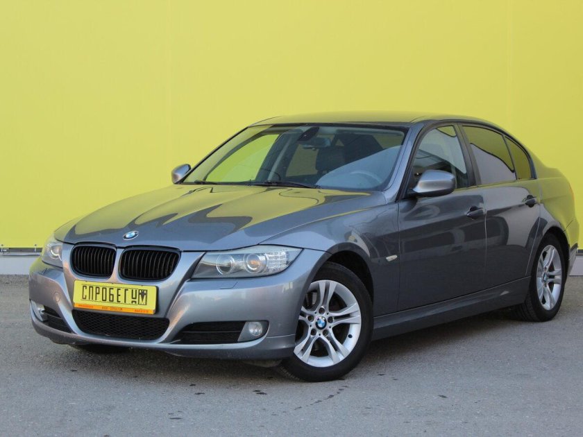 BMW 3 серии серая