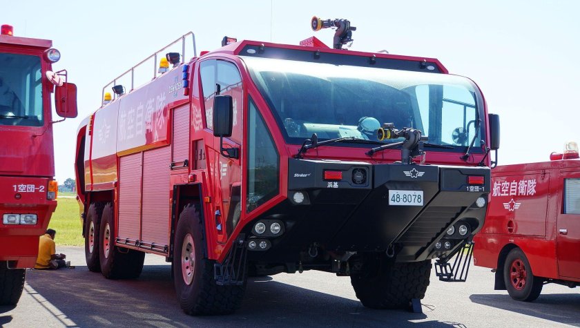 Oshkosh Striker 3000