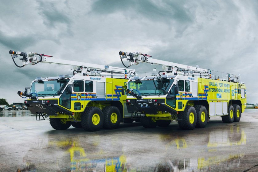 Oshkosh Striker 4500